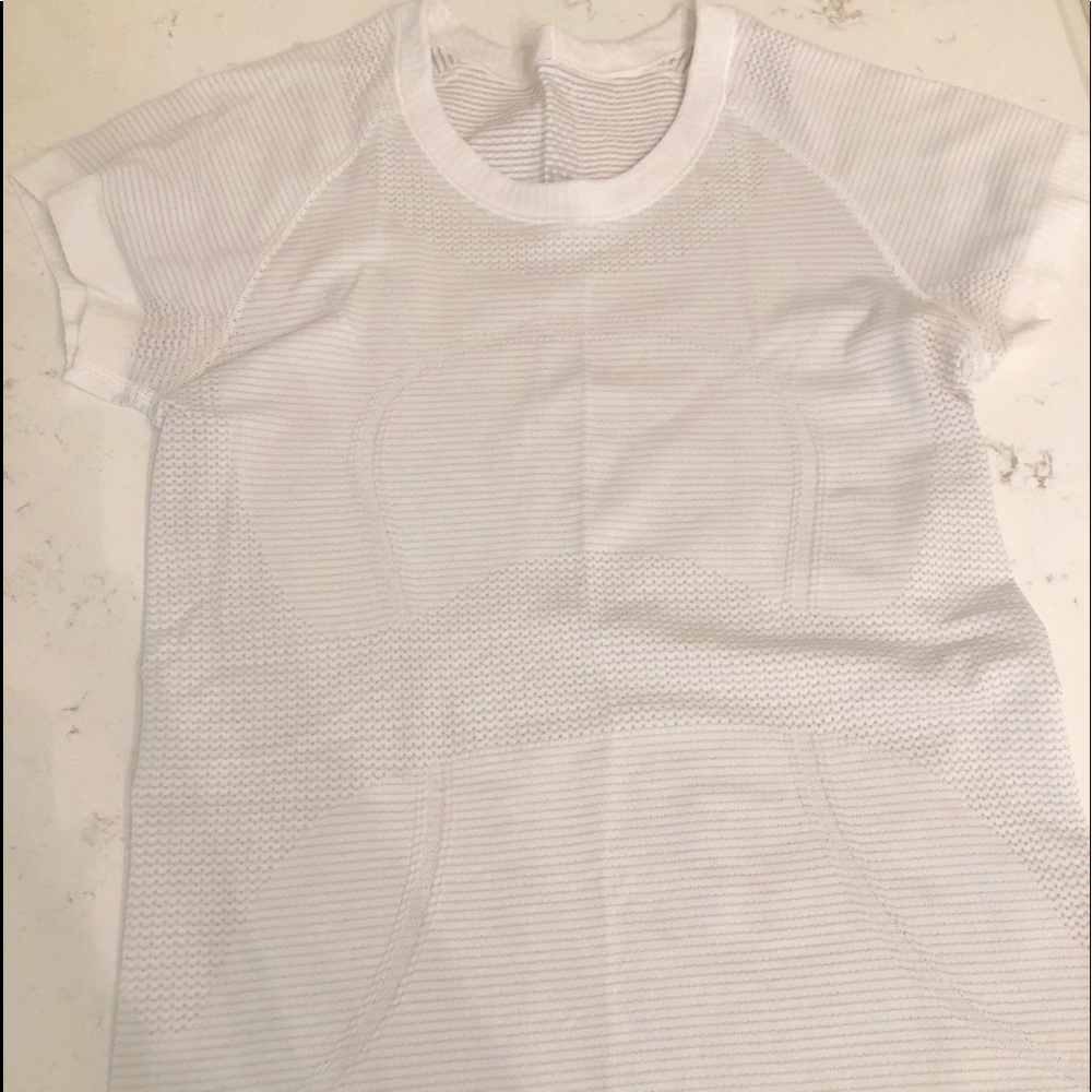Lululemon shirt